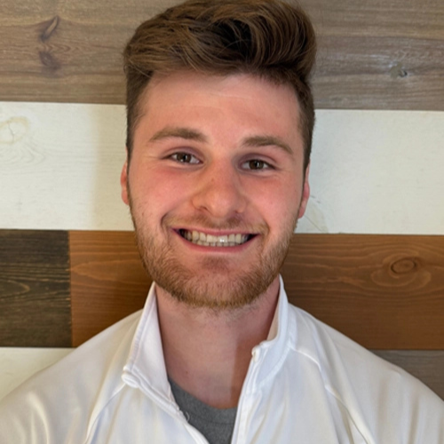 Headshot of chiropractor, Noah Shulz