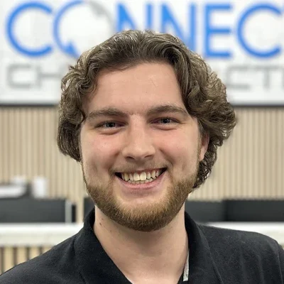 Chiropractor Wauwatosa WI Austin Michael